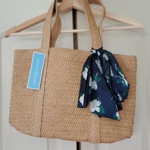 James Draper NWT Medium sized straw purse with navy inside